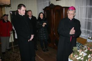 Škof Lipovšek na razstavi jaslic v Zavodu Stanislava 2